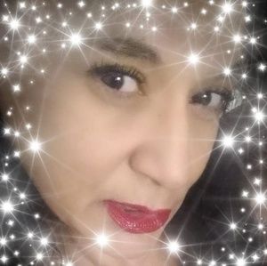 Meet your Posher, Nicky